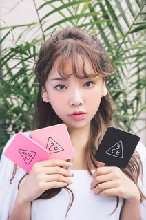 GƯƠNG CẦM TAY 3CE STYLE NANDA