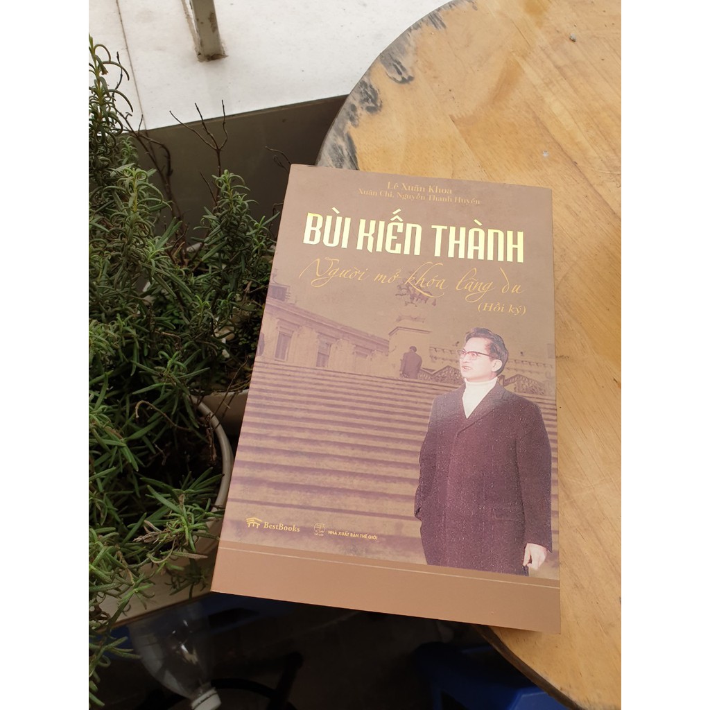 Sách - Combo Vua Thành Thái  + Bùi Kiến Thành : Người Mở Khóa Lãng Du