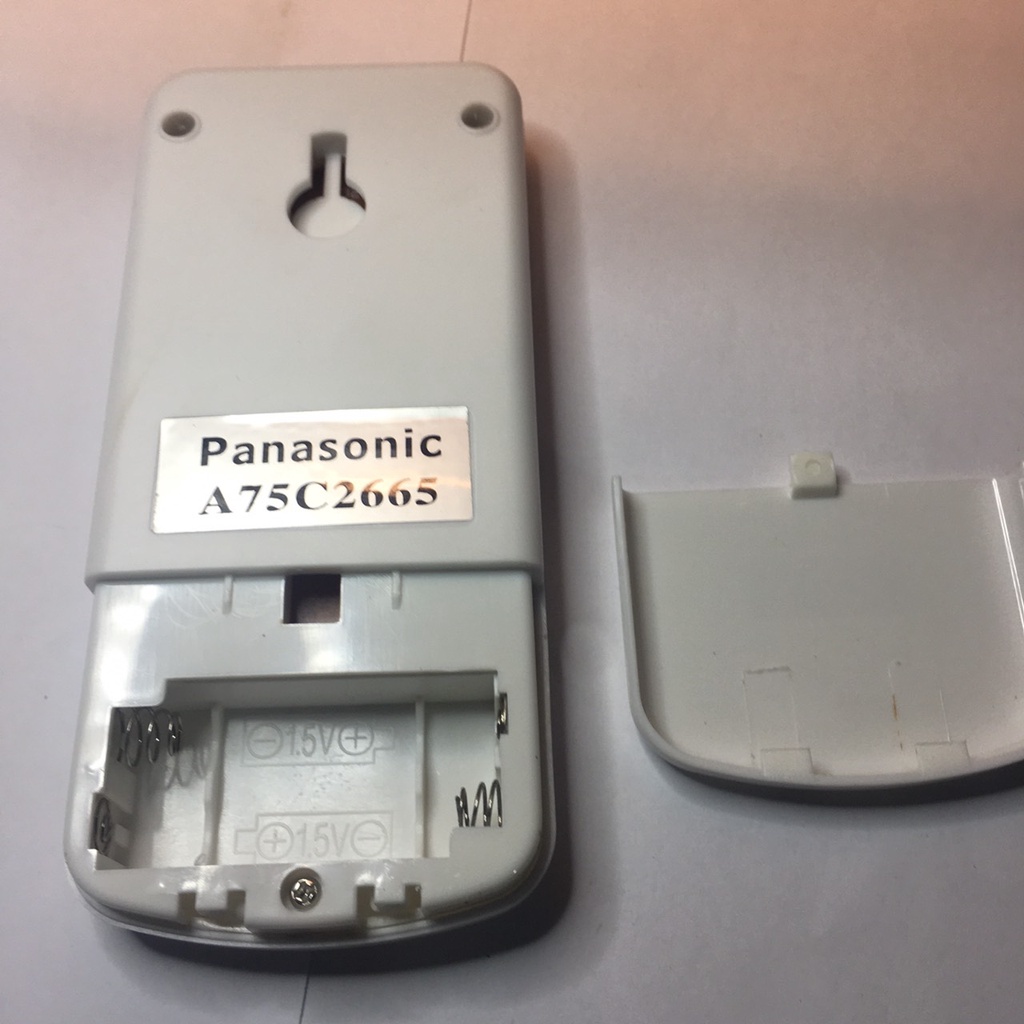 Điều khiển Quạt điều hoà Panasonic nút vàng mặt trăng A75C665