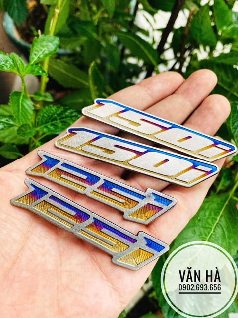 Các mẩu Tem Titan