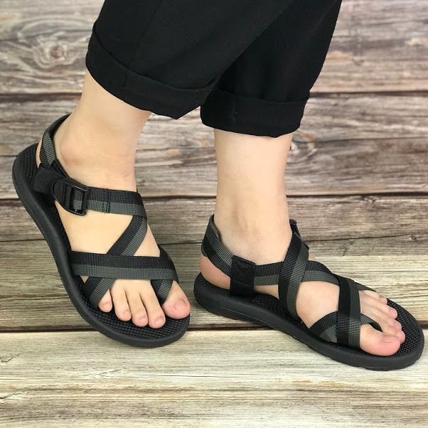 Giày Sandal Nam Nữ Đi Mưa Siêu Rẻ - ZR117BG Xám phối đen