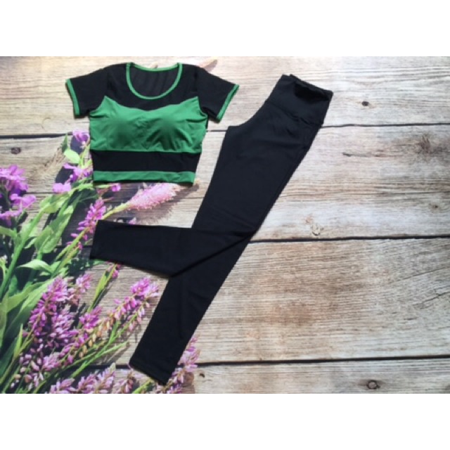 ☞✻✉Bộ croptop phối lưới tay có mút sẵn | BigBuy360 - bigbuy360.vn
