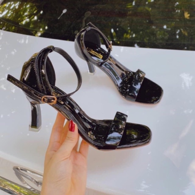 Giày cao gót 7p quai trong màu bít gót ST