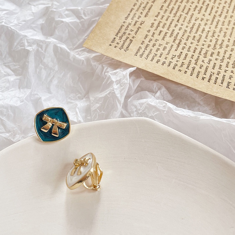 Khuyên tai kẹp không bấm lỗ chốt cố định K181 bằng hợp kim mạ vàng hình vuông đính nơ dáng ngắn Leous Accessories