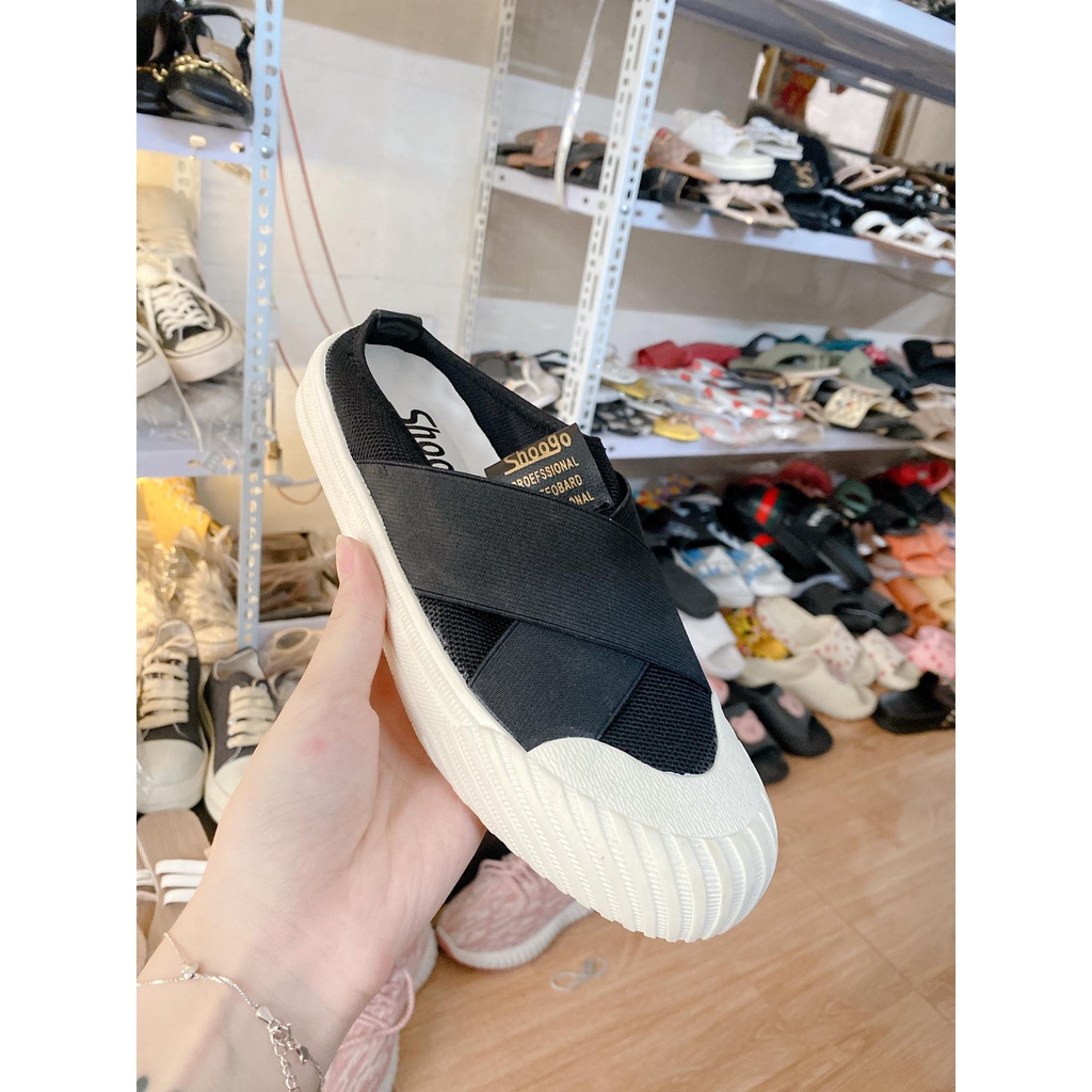 Sục thể thao sneaker Chun chéo