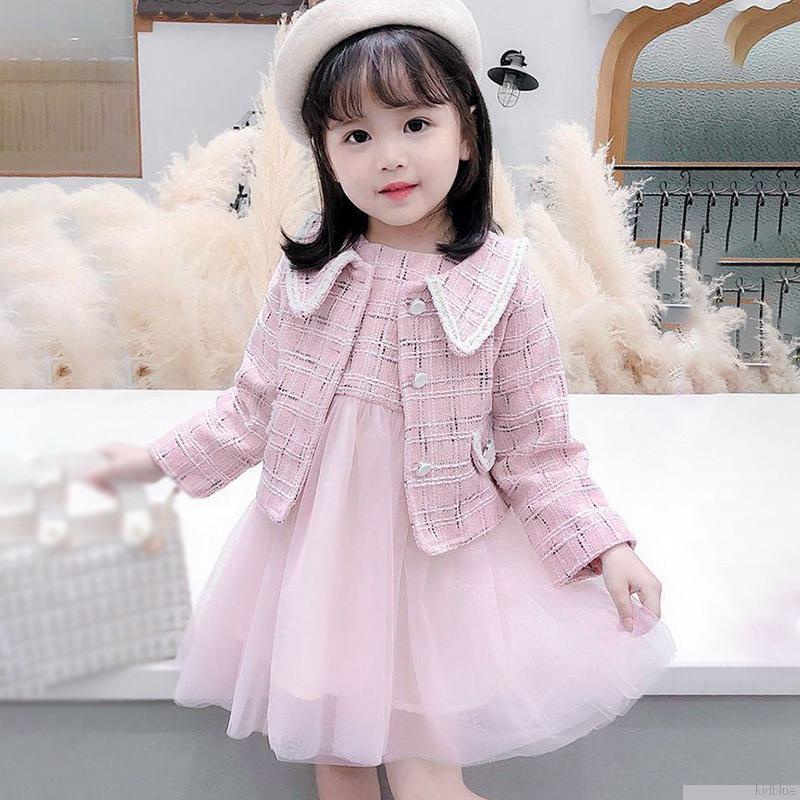 Trang phục áo khoác và chân váy lưới sọc caro sành điệu cho bé gái