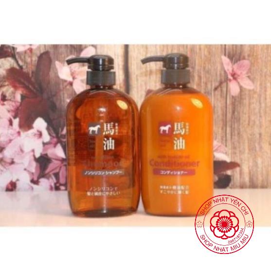 Bộ dầu gội, xả mỡ ngựa Hokkaido Horse Oil Natural Nhật Bản