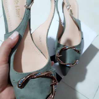 giày bít mũi hở gót chất da lộn