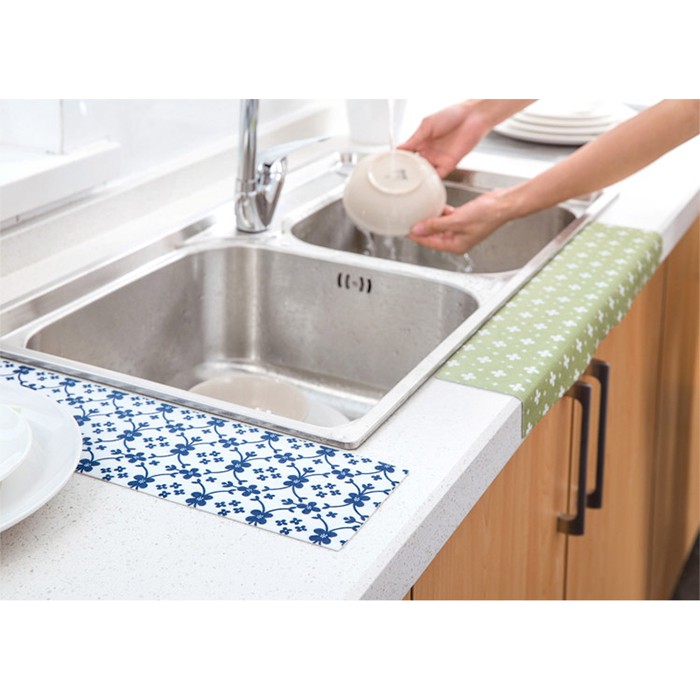 Tấm Dán Trang Trí Bếp, Bồn Vệ Sinh Hoa Văn 50x12 cm
