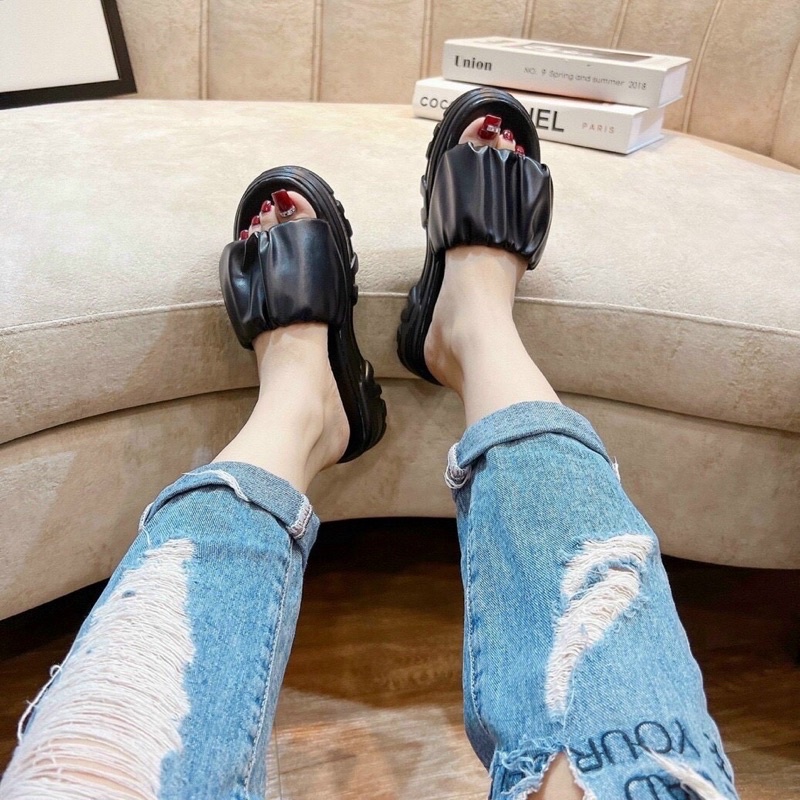 dép đế bằng 1 bản ngang đế 4 cm chất đẹp đế siêu nhẹ hot!!!