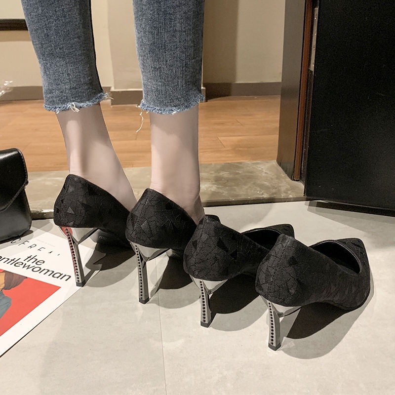 Giày Cao Gót Thiết Kế Mới Thời Trang Mùa Xuân Thu 2020 Theo Phong Cách Hàn Quốc Cho Nữ 414243 Giày Cao Gót Size Lớn Đính Đá Xinh Xắn Dành Cho Nữ