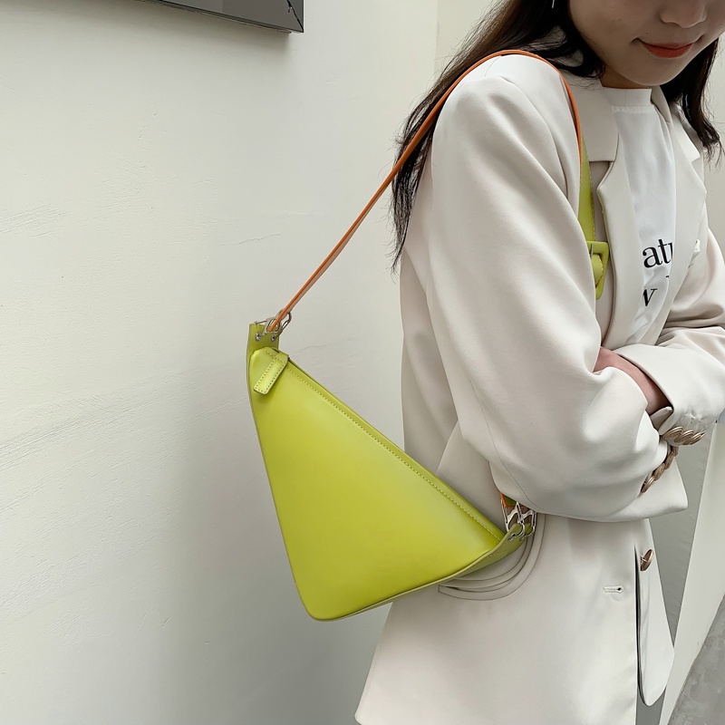 Túi Đeo Chéo Hình Tam Giác Thời Trang Cá Tính Cho Nữ