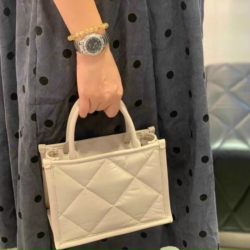 Túi quai cầm màu trắng sz 21cm