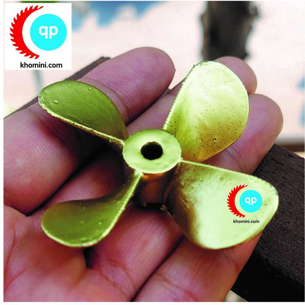 Chân Vịt Mô Hình 4 Cánh, 8cm, Thuận, Nghịch, Tàu mô hình điều khiển RC