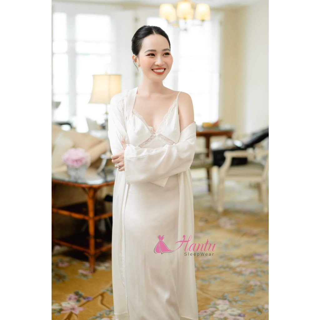 Áo choàng chụp hình phóng sự cô dâu Hantu Sleepwear