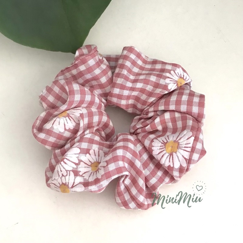 Dây buộc tóc Scrunchies vải caro in hoa Daisy