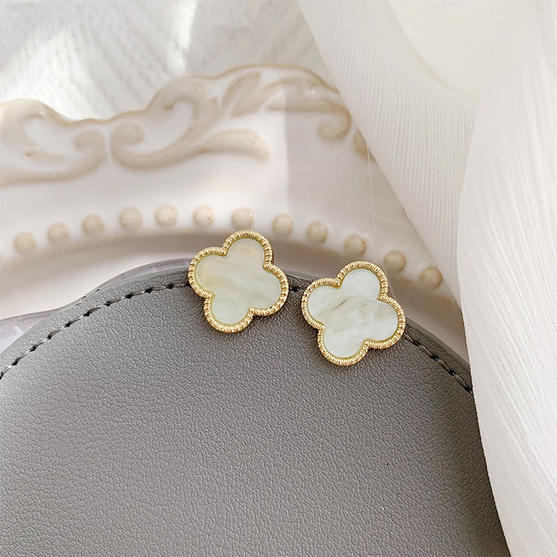 Khuyên tai kẹp không bấm lỗ chốt cố định K124 bằng hợp kim mạ vàng hình bông hoa dáng ngắn Leous Accessories