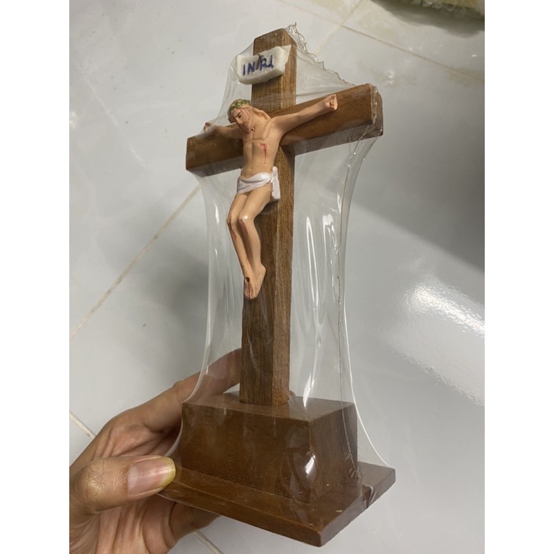 127. Thánh giá có đế 20cm