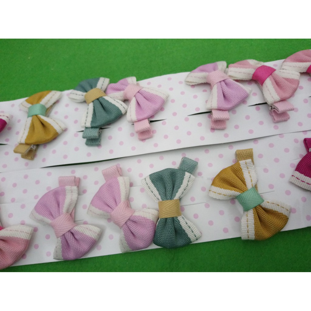 combo 10 kẹp tóc thời trang đủ màu. mẫu rất đẹp nha các bạn. hàng luôn có sẵn. kẹp tóc mẫu mới . kẹp tóc nữ . giá 60k/10