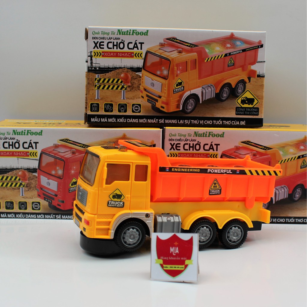 🚌🚌 Xe buýt trường học chạy pin - Đồ khuyến mãi từ sữa Nutifood 🚌🚌
