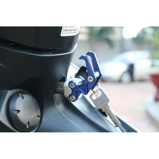 Móc treo đồ xe máy biker (Đen) [ giao màu ngẫu nhiên ]