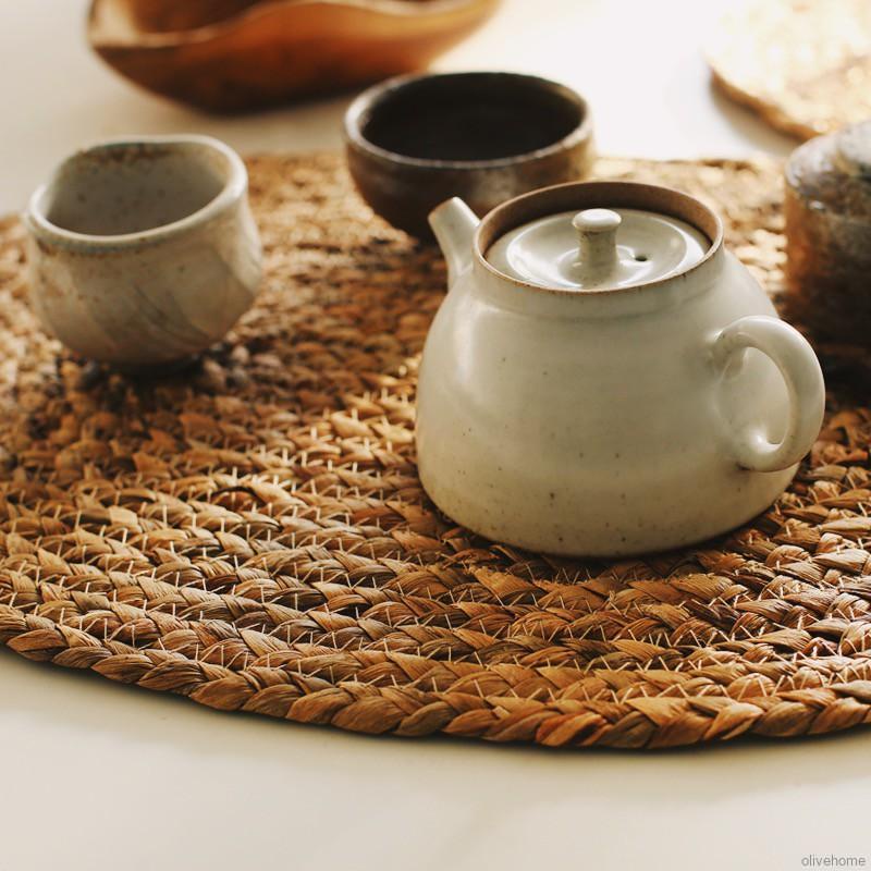 Tấm lót bàn ăn hình tròn bằng mây đan