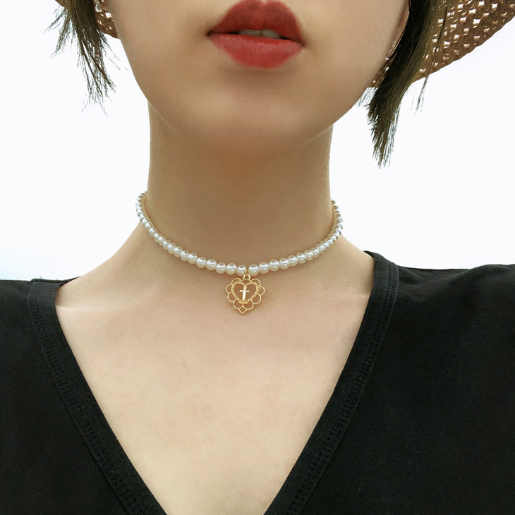 vòng cổ Mặt Hình Thánh Giá Đính Ngọc Trai Sang Trọng Cho Nữ