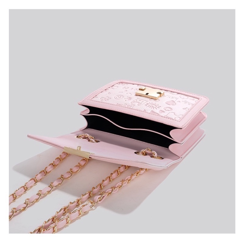 CEEKAY 260 thương hiệu nổi tiếng với thiết kế thời trang cao cấp và thịnh hành