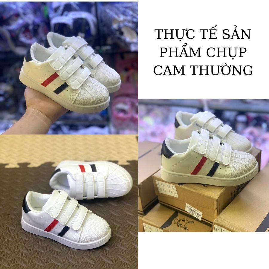 Giày cho bé trai bé gái, giày trẻ em dáng thể thao trắng 2 sọc đỏ đen 3 quai dán thời trang 1 - 10 tuổi đi học NHÍM GH29