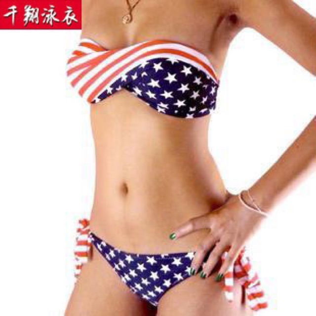 Set bikini 2 mảnh hoạ tiết