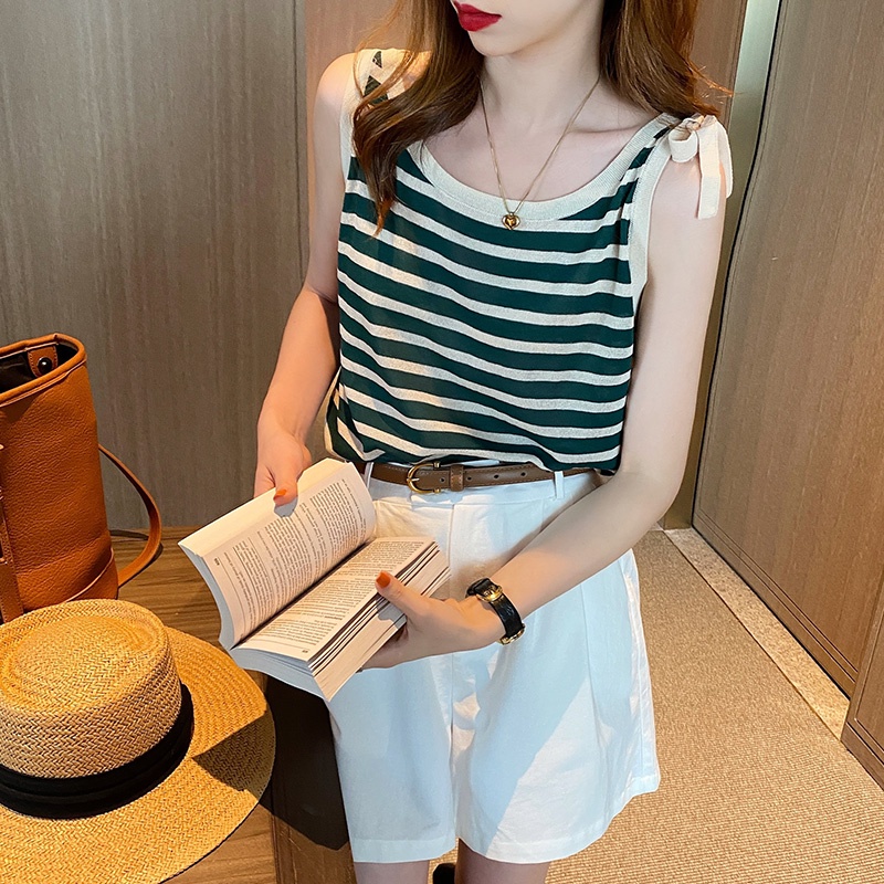 Áo Tank Top Sát Nách Hoạ Tiết Kẻ Sọc Phong Cách Hàn Quốc