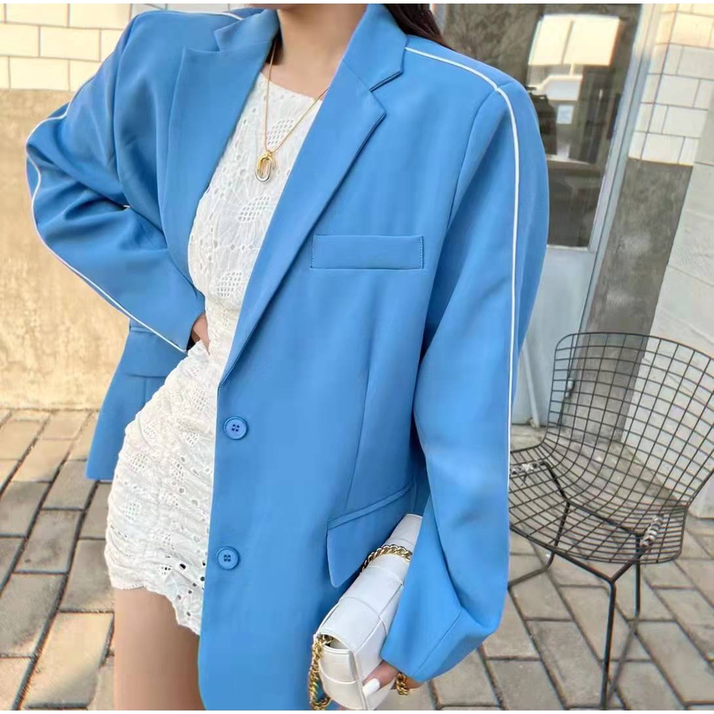 Áo blazer dáng rộng phong cách Hàn