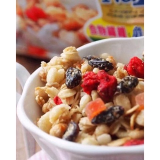 Ngũ cốc Calbee Nhật Bản 750gr