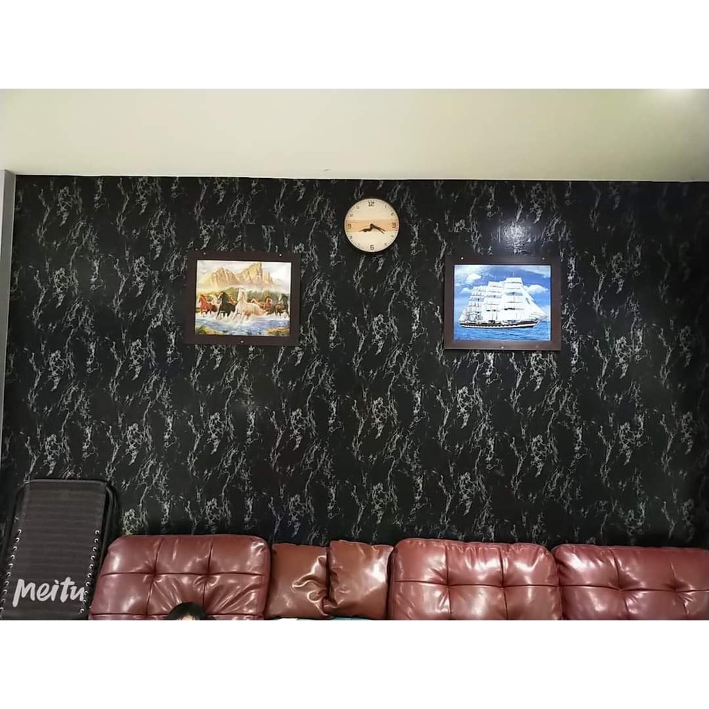 Giấy dán tường vân đá có keo sẵn