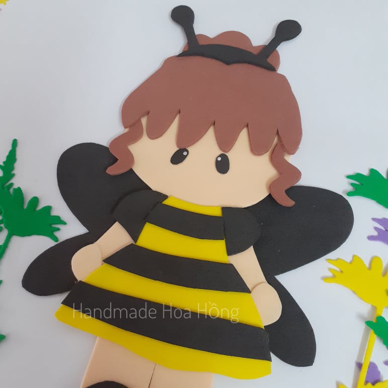 1 hình bé ong đáng yêu bằng giấy xốp 17 x 12.3cm - hình trang trí hộp đựng bút, thiệp, bao lì xì, dán góc học cho bé....