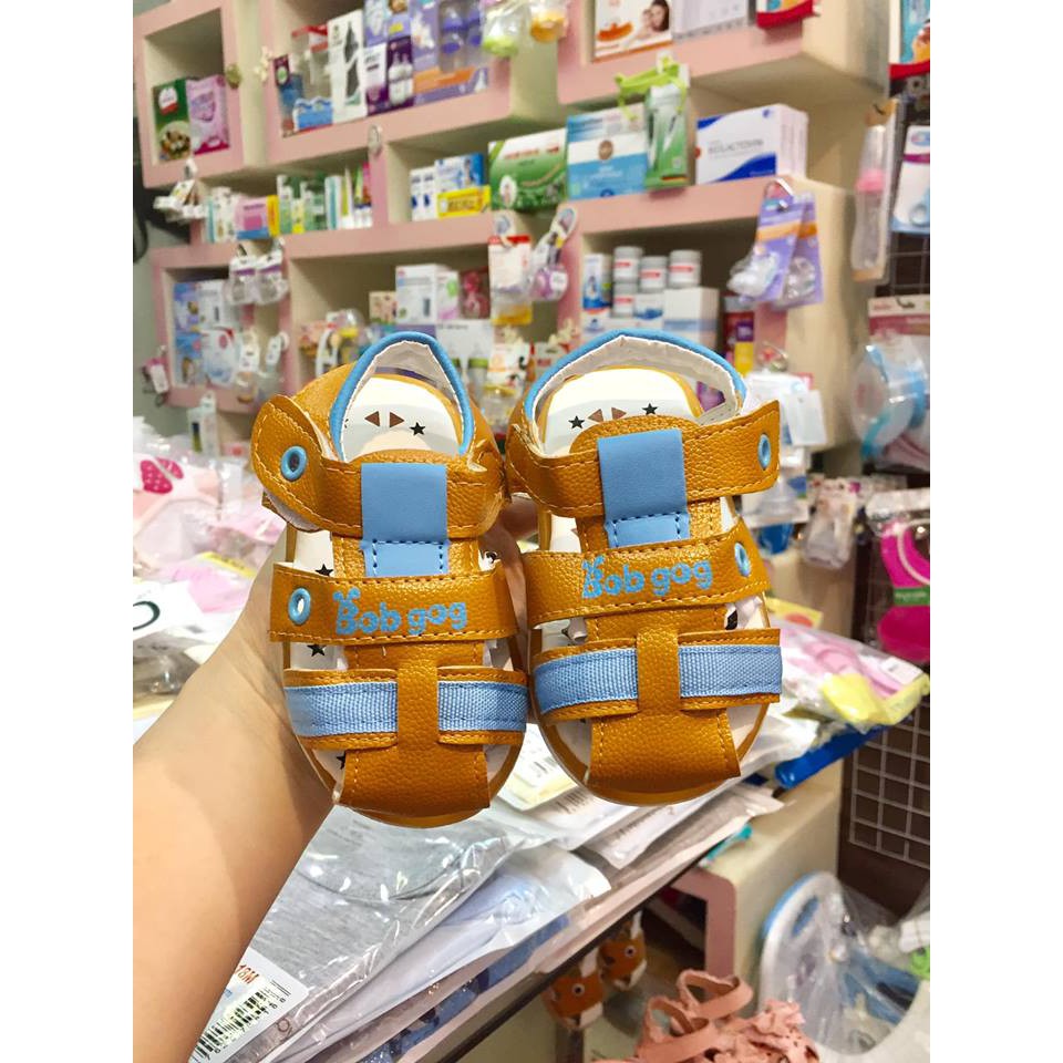 Dép cực kute cho bé trai