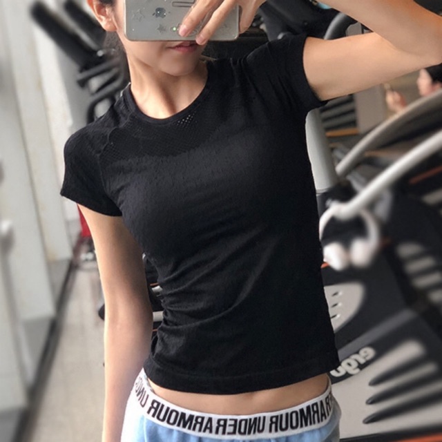 Áo thun T đục lổ tập Gym Yoga Aerobic size SM