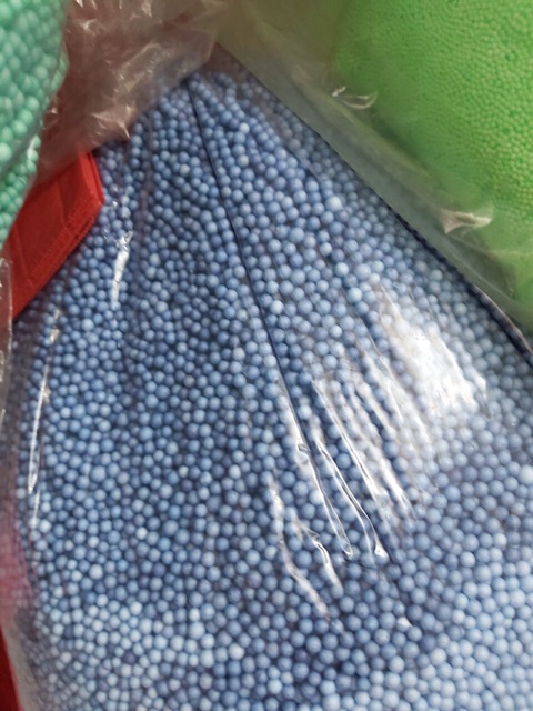 Hạt xốp nhiều màu 100gr/40k | BigBuy360 - bigbuy360.vn