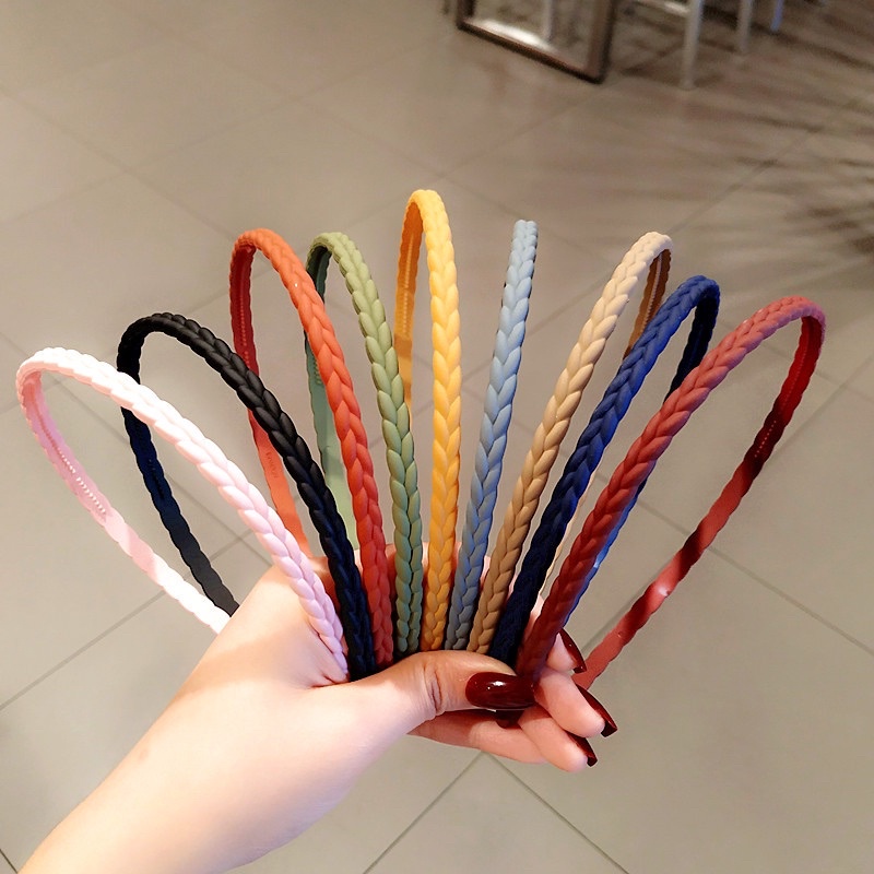 Bờm nhựa mầu trơn nhám
