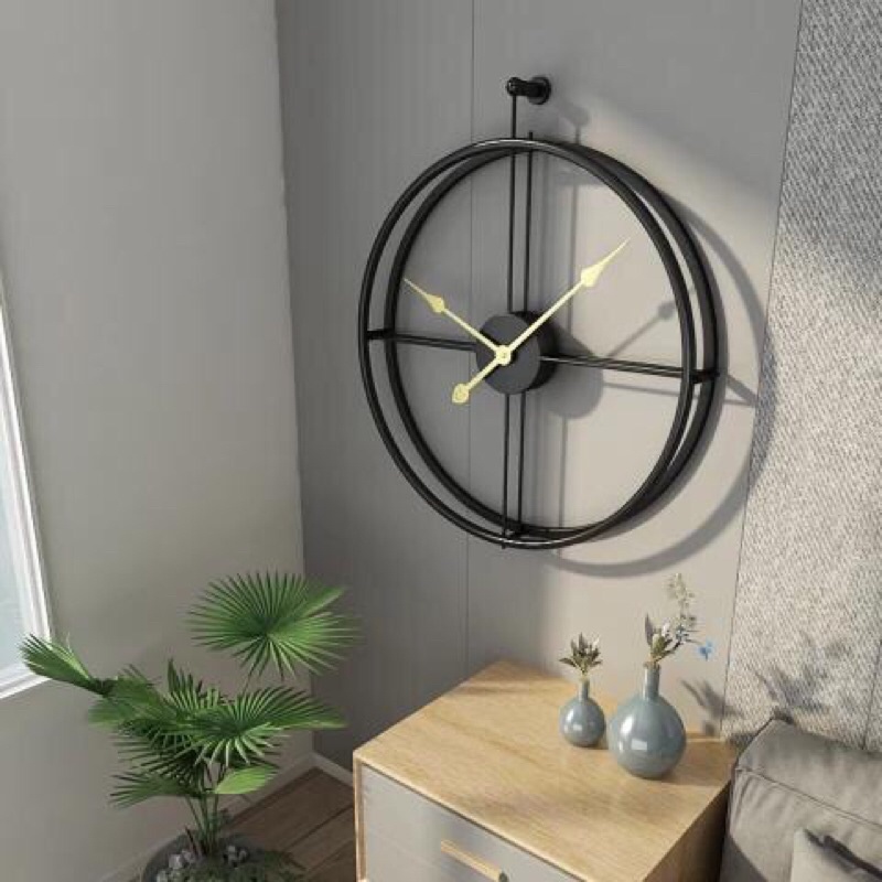 Đồng hồ treo tường kiểu Âu