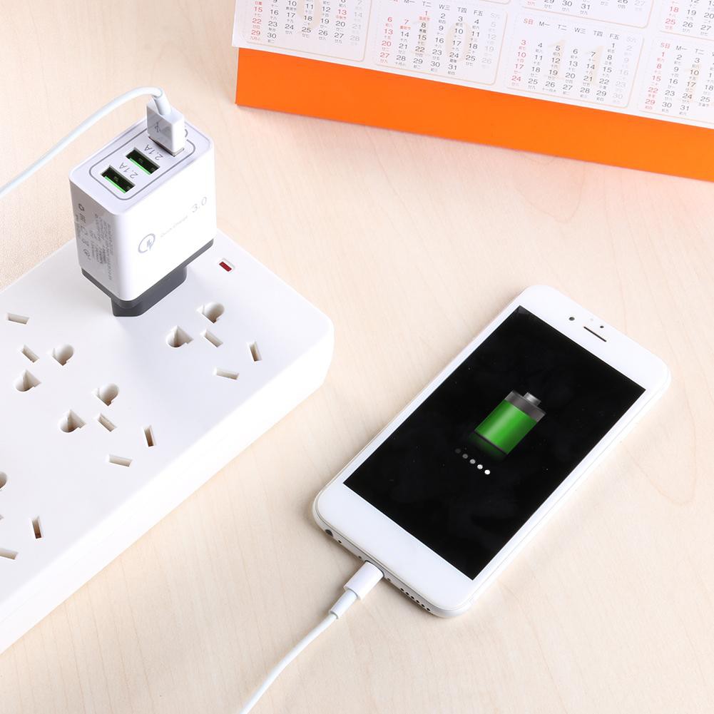 Ổ sạc điện thoại 3 cổng USB nhỏ gọn tiện lợi