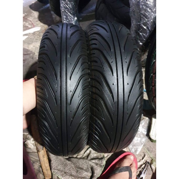 Vỏ lốp xe máy 110/70-12 và 120/70 và 130/70-12 dành cho vespa  sprint và GTS.... hàng cũ tháo xe còn đẹp giá cực tốt