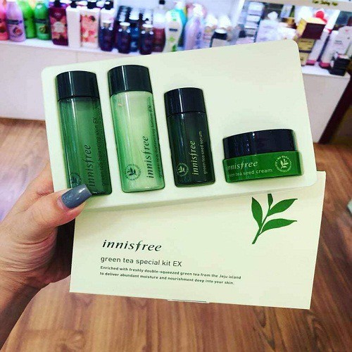 Set dưỡng da trà xanh Innisfree Green Tea Balancing Special Kit 4 Sản phẩm