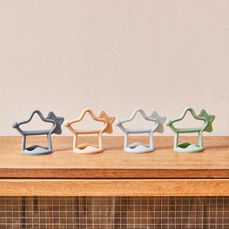 Gặm nướu Moyuum Sao