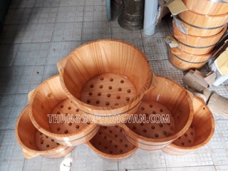 Thùng ngâm chân gỗ thông gắn hạt massage