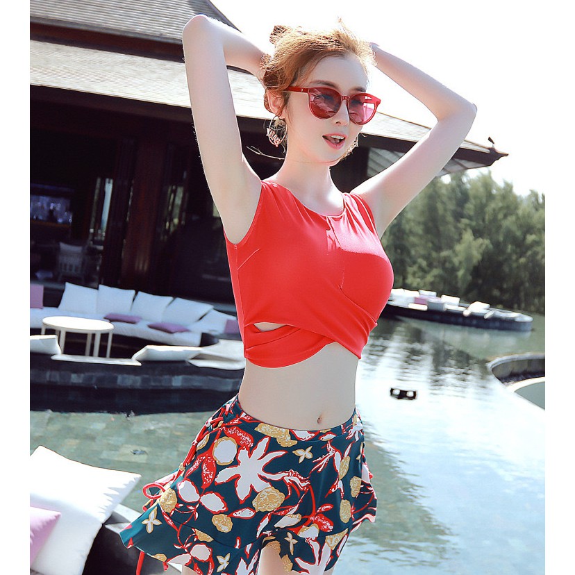 [Mã FASHIONHOT19 giảm 10K đơn bất kỳ] Bộ bơi 3 mảnh màu vàng- đỏ hoạ tiết cực đẹp | BigBuy360 - bigbuy360.vn