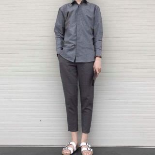 Quần basic pant kaki xám