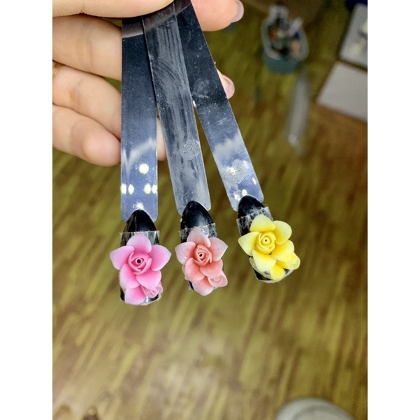 Hồng thanh lý như hình - Hoa bột nail
