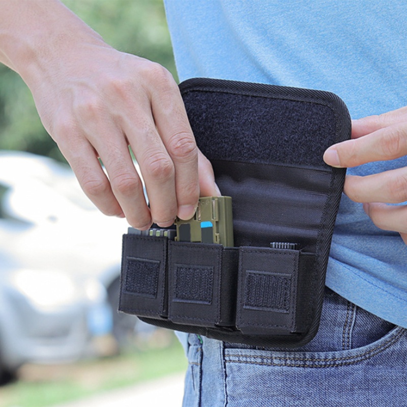 1 túi đựng pin máy ảnh có 3 ngăn chứa thẻ SD