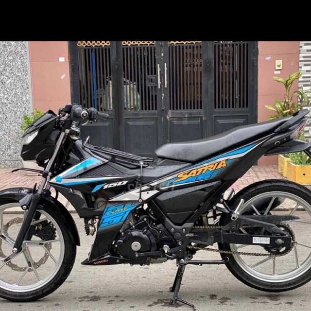 Tem rời Satria Fi 150 dán xe đen chất liệu Crom cao cấp